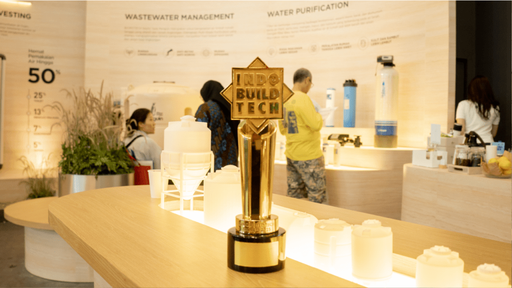 Penguin Indonesia raih pengharigaan di IndoBuildTech Awards 2025